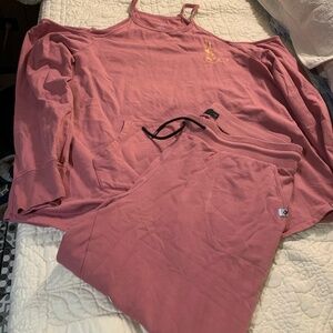 TORRID RELAXED SUPER SOFT FLEECE COLD SHOULDER FLEECE SET